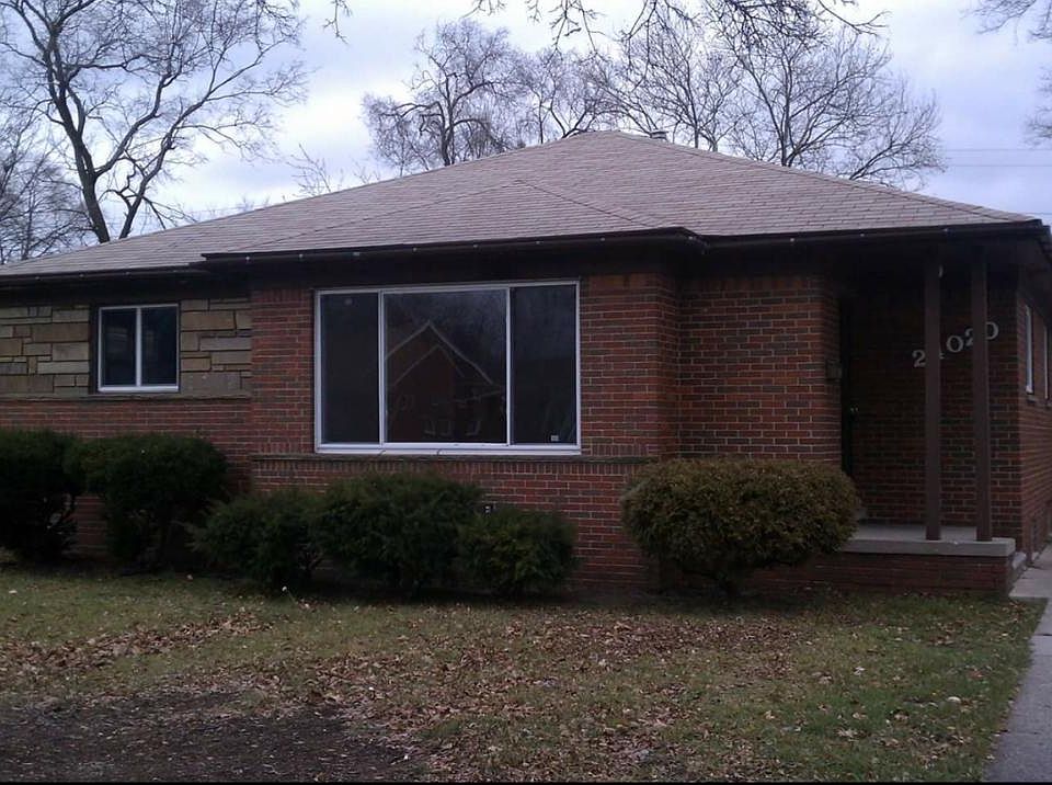 1st image of 24020 Jerome St