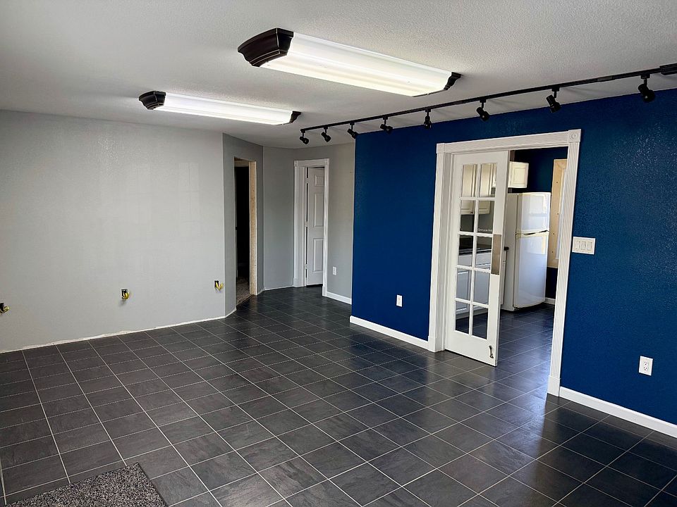 1st image of 120 W 2nd St