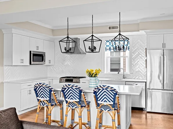 89 Sydney St #3, Boston, MA 02125