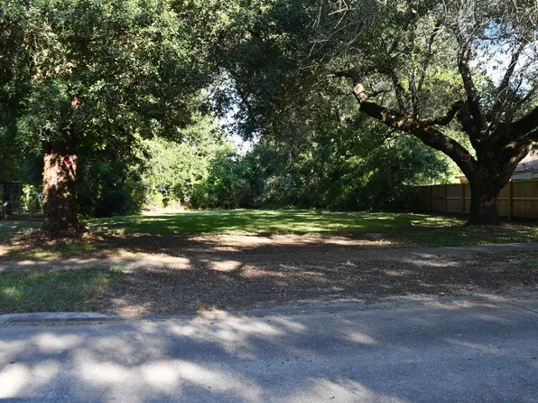 2nd Ave, Lake Charles, LA 70601