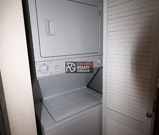 5th image of 3244 N Clifton Ave #3252E1