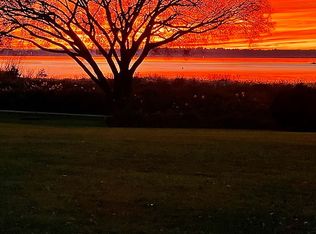 25 Sea Breeze Lane North Farm, Bristol, RI 02809