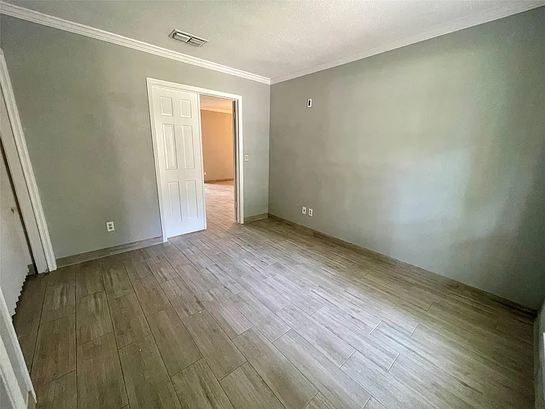 8318 Hot Springs Dr — Photo 15