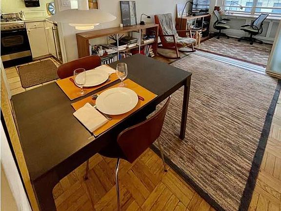 2nd image of 310 E 70th St APT 9C