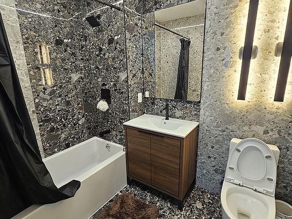 5th image of 2110 Avenue P #601