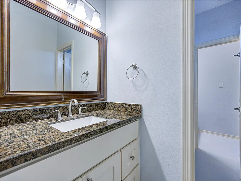 13211 Dusty Grove Ln — Photo 16