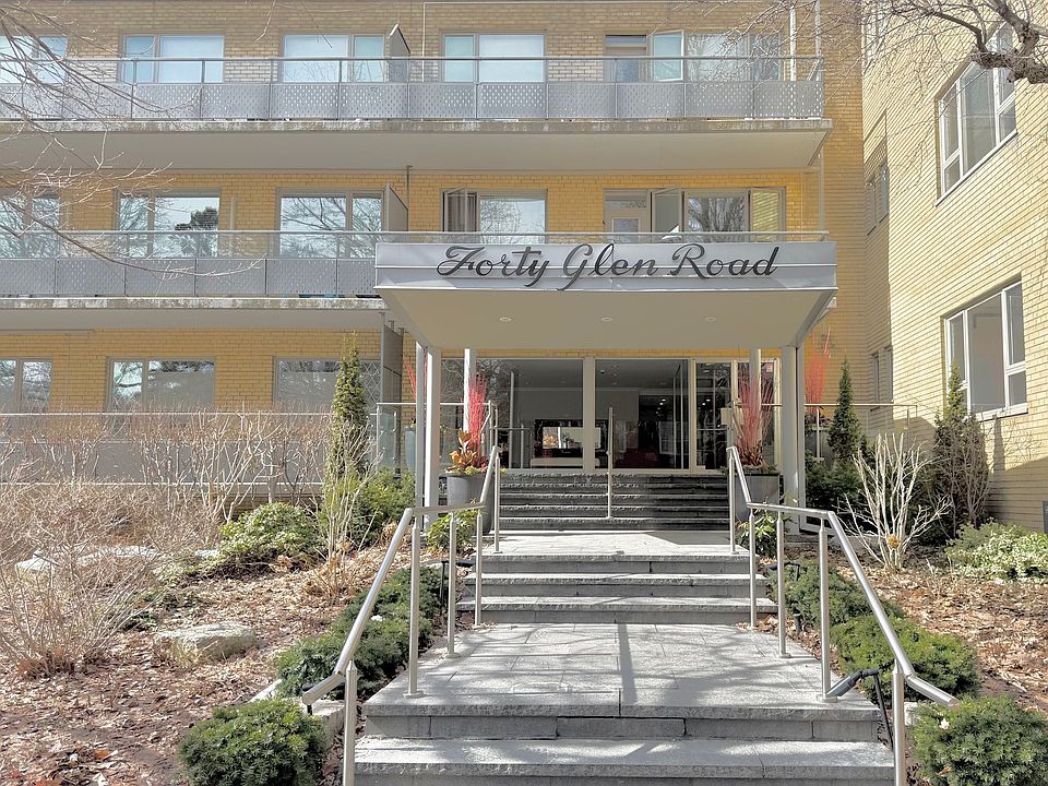 1st image of 40 Glen Rd #204