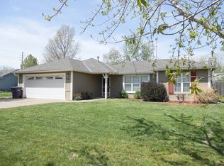 405 Knoxberry Dr, Manhattan, KS 66502