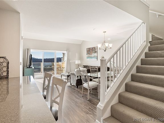 3rd image of 4800 Eagleview Dr #443