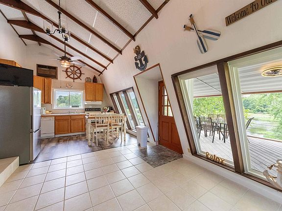 4th image of 580 Obelisk Ct