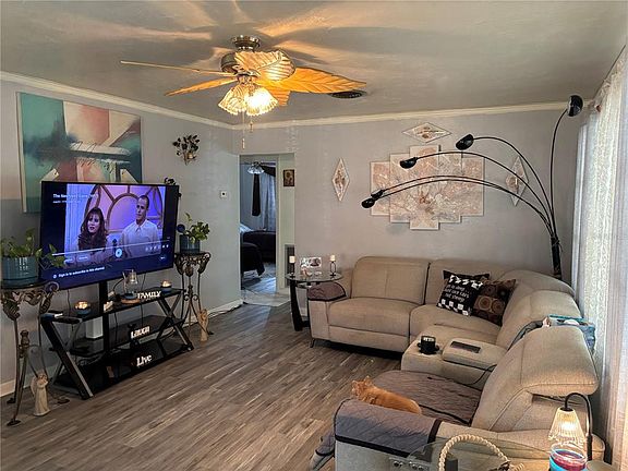 5th image of 262 WALTER AVENUE