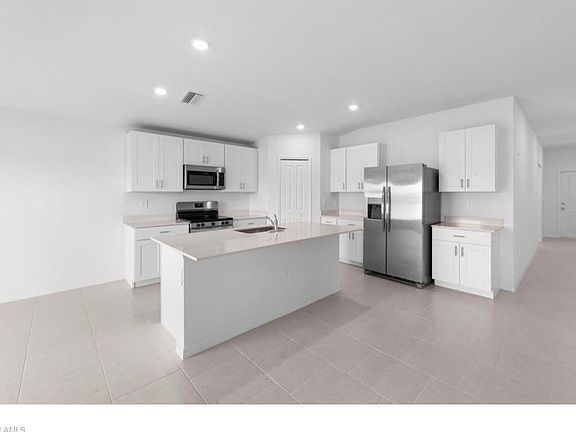 2nd image of 17260 Cantu Ct