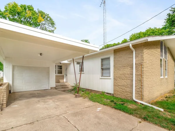 908 Denver St, Waterloo, IA 50702