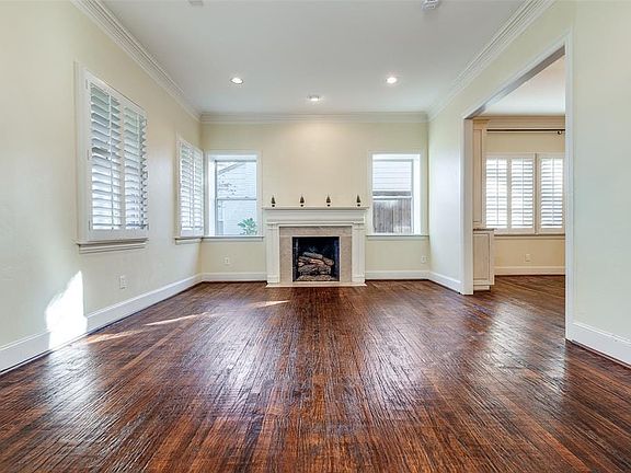 2nd image of 4415 Grassmere Ln