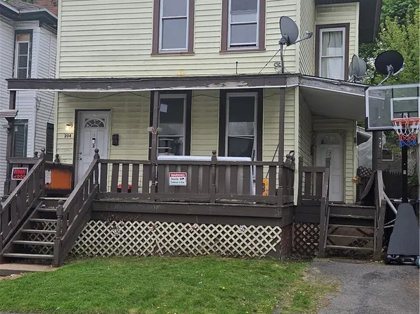 204 Beecher St, Syracuse, NY 13203