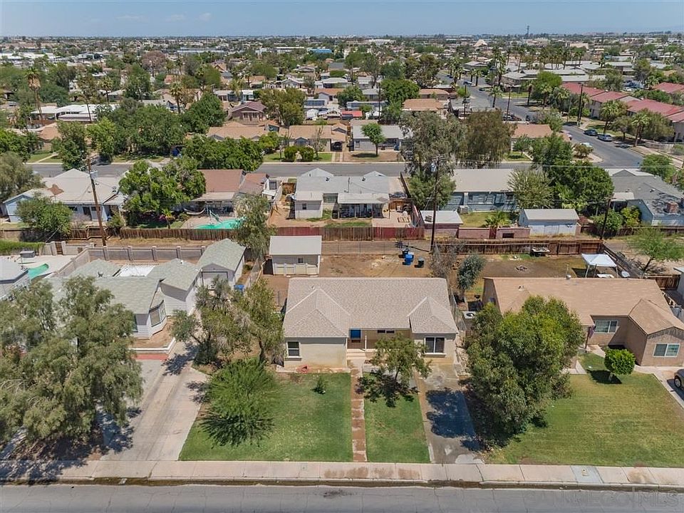 1st image of 1024 Ross Ave
