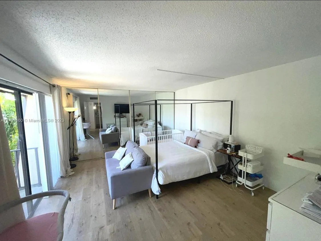 2 bed, 1236 sqft, $2,980 — Photo 2