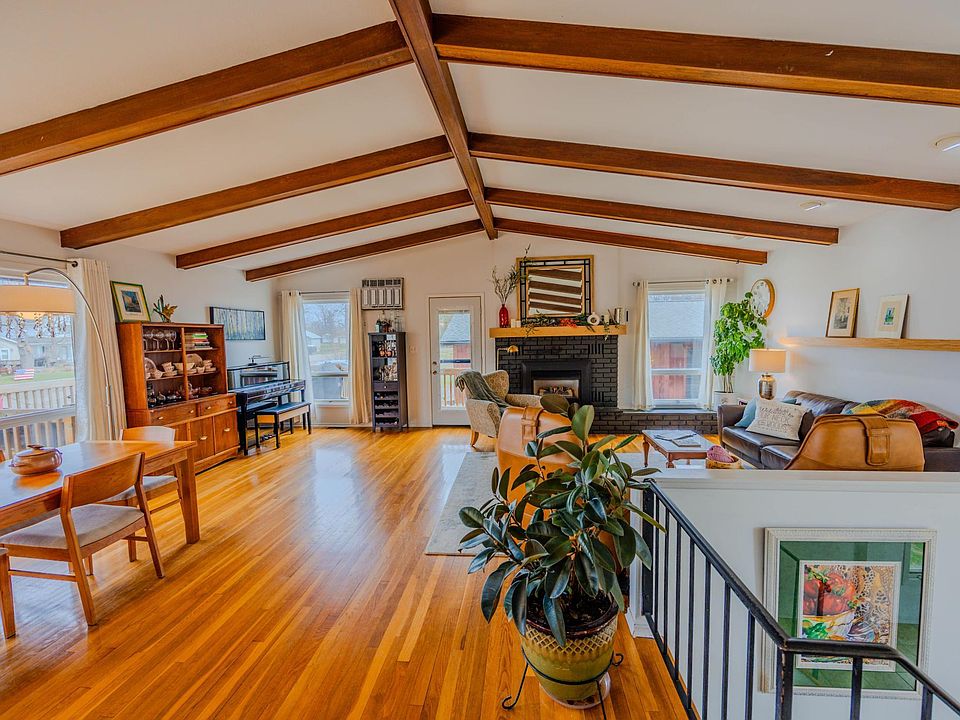1st image of 1920 S Lake Irving Dr SW