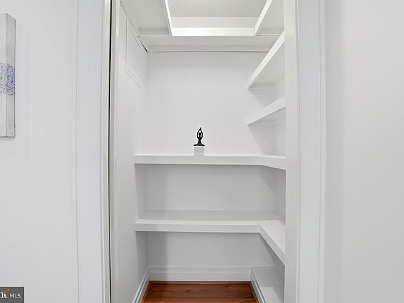 5th image of 1811 Wyoming Ave NW APT 1