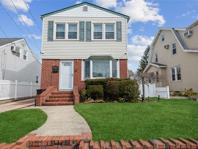 551 6th Avenue, New Hyde Park, NY, 11040