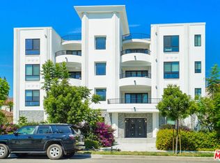 1832 S Barrington Ave #404, Los Angeles, CA 90025