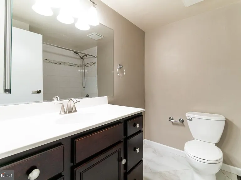 5906 Oak Leather Dr — Photo 23