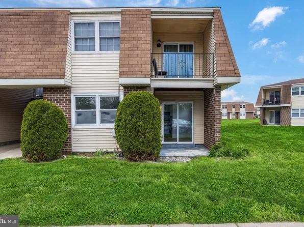 3 Florence Tollgate Pl Unit 2, Florence, NJ 08518