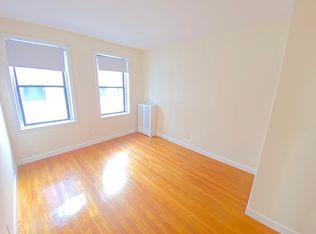 1121 Commonwealth Ave, Boston, MA 02215