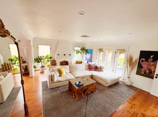 838 S Curson Ave, Los Angeles, CA 90036