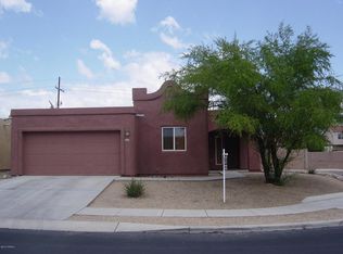 9234 N Whipsnake Way, Tucson, AZ 85742