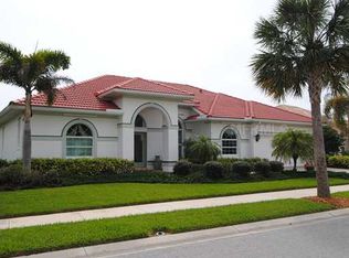 358 Turtleback Xing, Venice, FL 34292