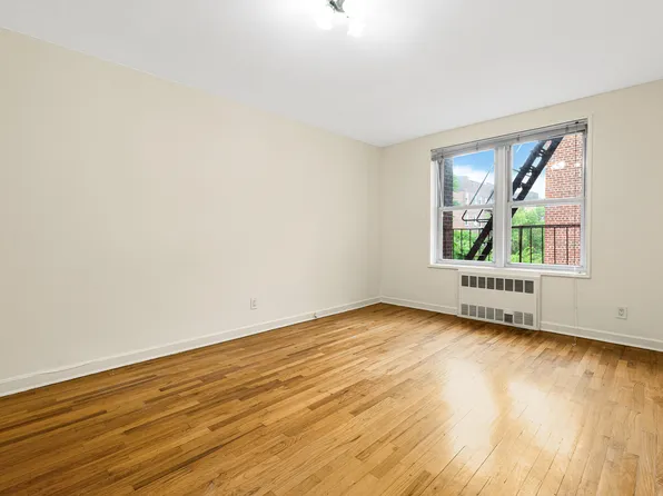 72-10 112th Street image 24 of 27