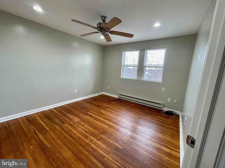 412 E Providence Rd #B — Photo 7