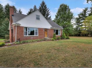 7812 Snowville Rd, Brecksville, OH 44141