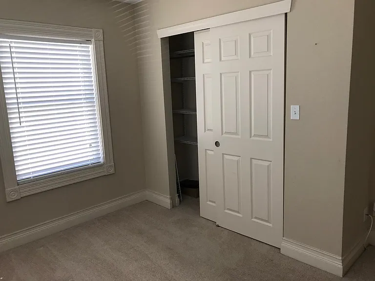 4543 Carrollton Ave — Photo 37