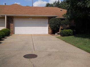 1415 E Woodgate St, Springfield, MO 65804