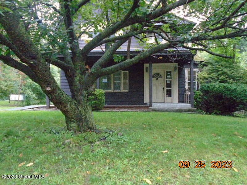 2nd image of 215 Menands Road