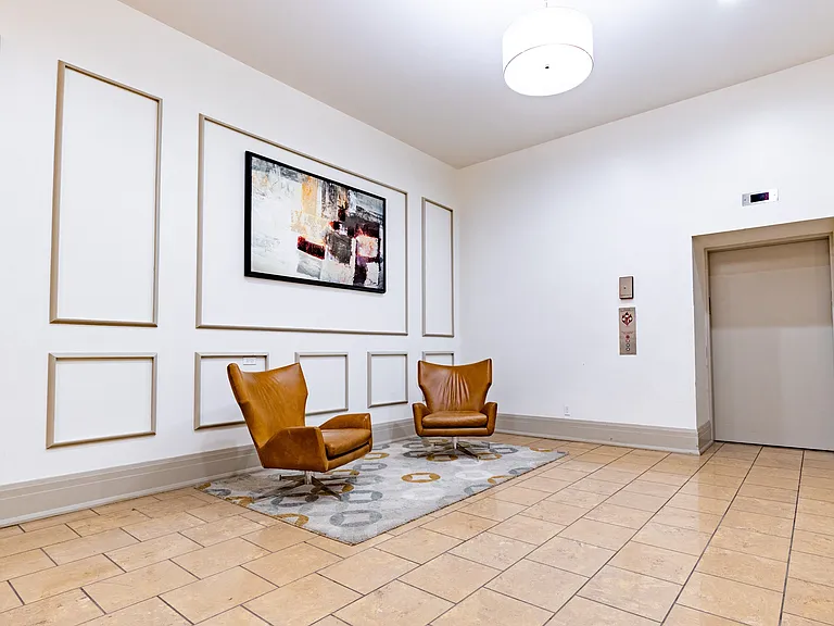 26 West Apartments — Photo 12