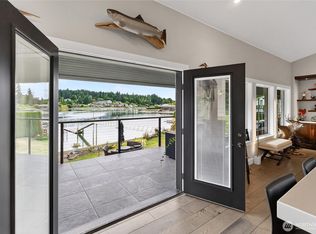 3510 E Bay Dr NW, Gig Harbor, WA 98335
