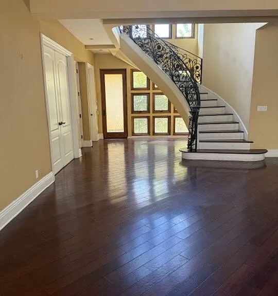 1126 Yale St — Photo 39