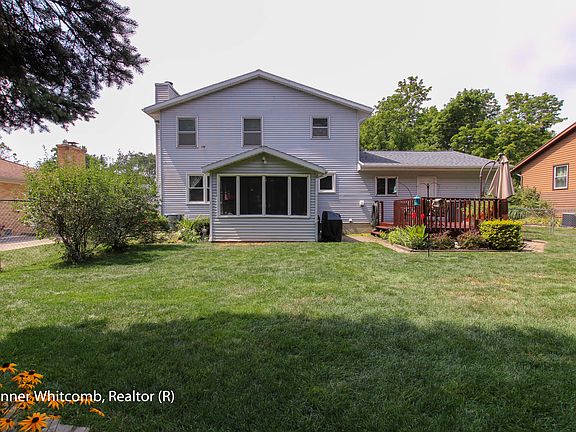 4th image of 1314 Walwood Dr NE