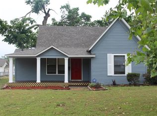 810 Poplar Ave, Yukon, OK 73099