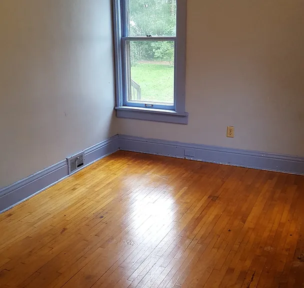 815 McIntosh St — Photo 8