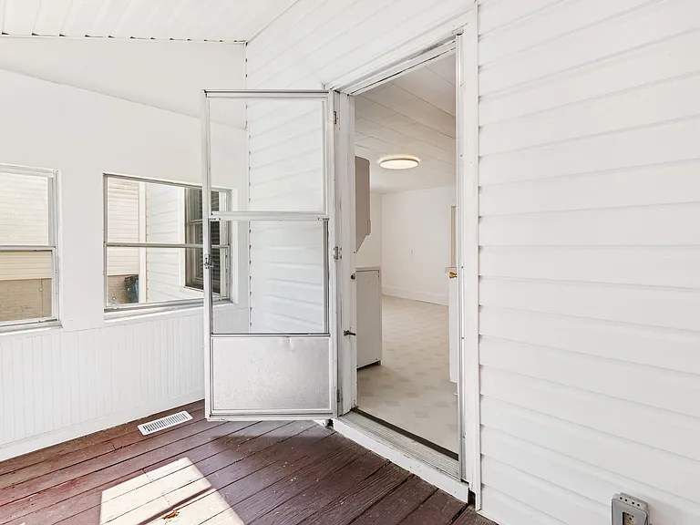 2308 Gin St #B — Photo 12