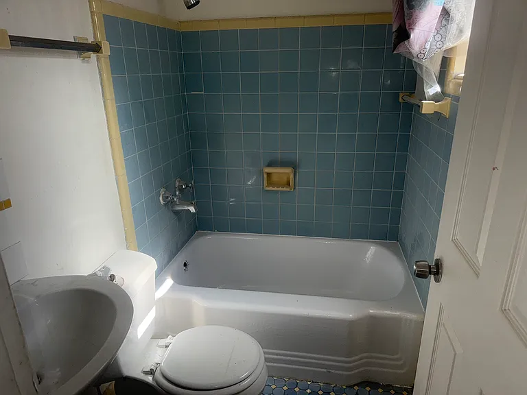 103 S Moody Ave #A — Photo 8