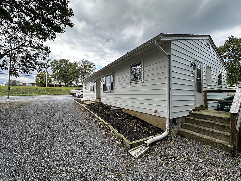 231 Longs Gap Rd — Photo 27