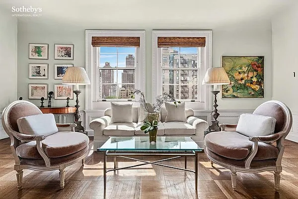 Sold by Sotheby's International Realty | media 16