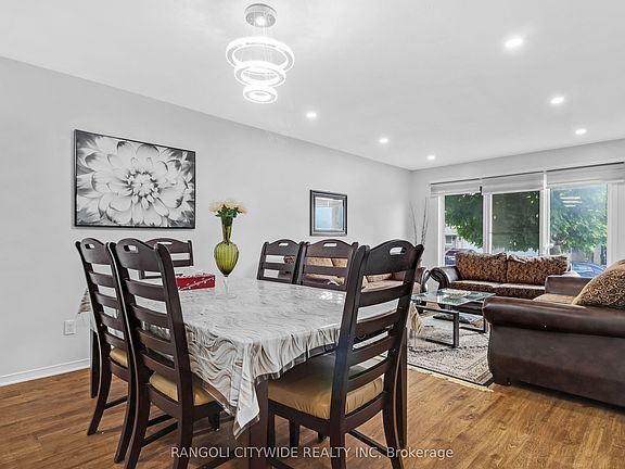 4th image of 5962 Pineglade Cres