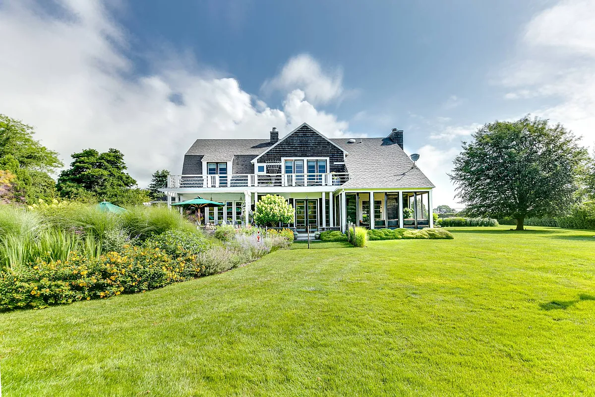 Building Photo - Herb Ct