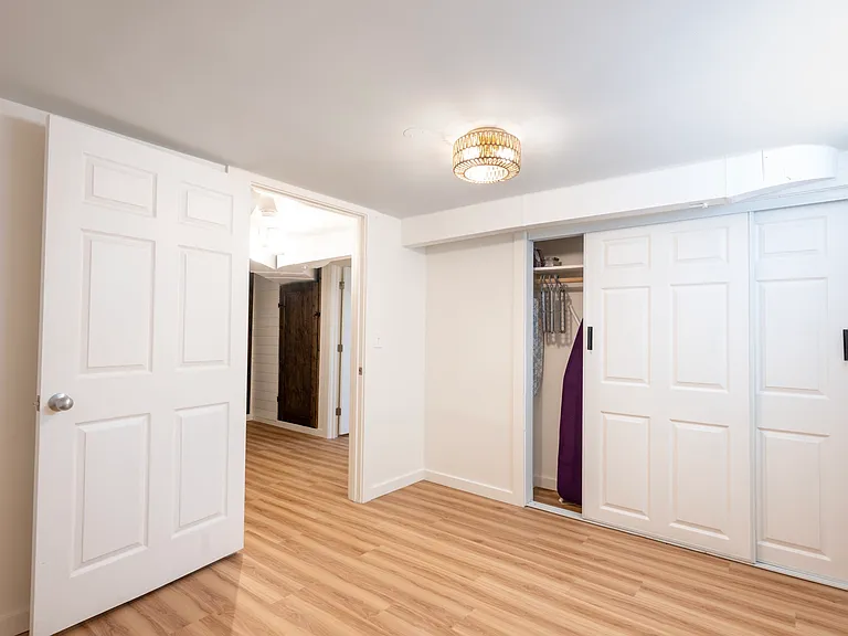 9917 Rainier Ave S — Photo 42